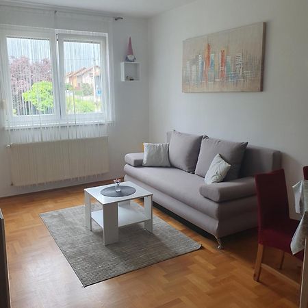 Apartman Dzakula Загреб Экстерьер фото