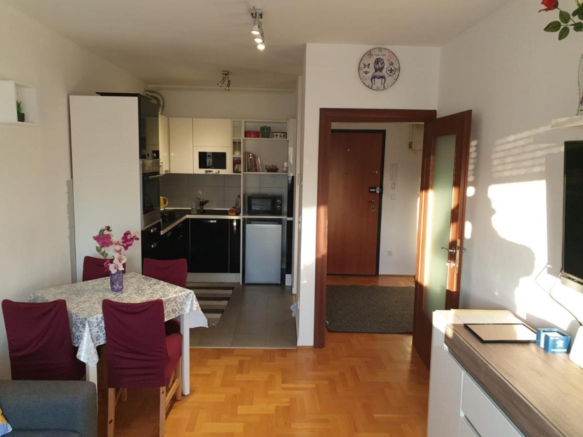 Apartman Dzakula Загреб Экстерьер фото