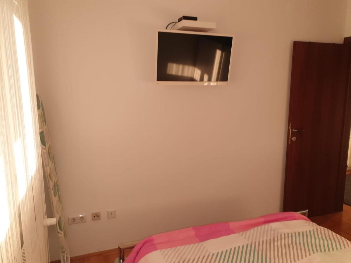 Apartman Dzakula Загреб Экстерьер фото